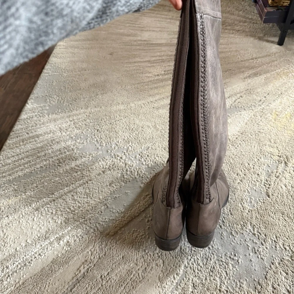 Vince Camuto Bendra tall Boots over the knee gray brown Distressed Leather 9.5